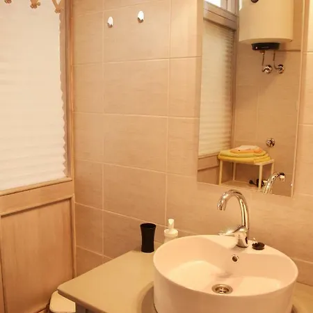 Studio Apartment Lost Ogulin Exterior photo